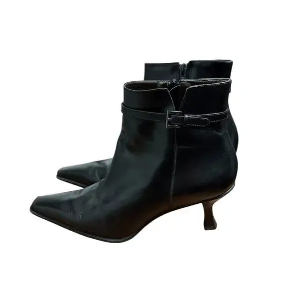 Antonio Melani Black Leather Pointed Toe Kitten Heel Ankle Boots Size 8.5 - Picture 2 of 6